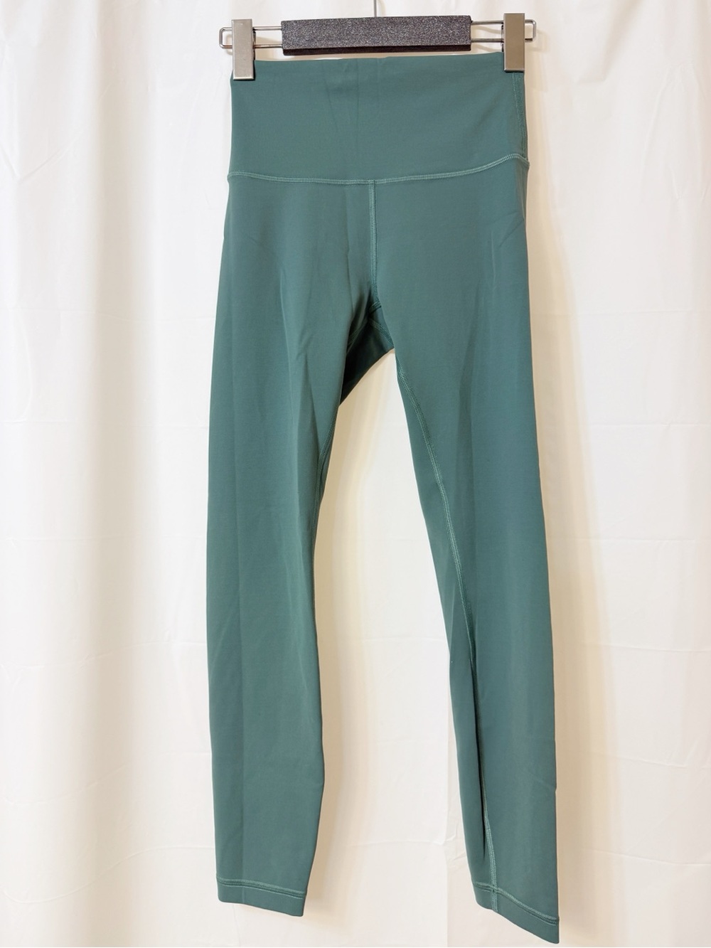 Lululemon Wunder Train High-Rise Tight 25" Medium Forest Size 4